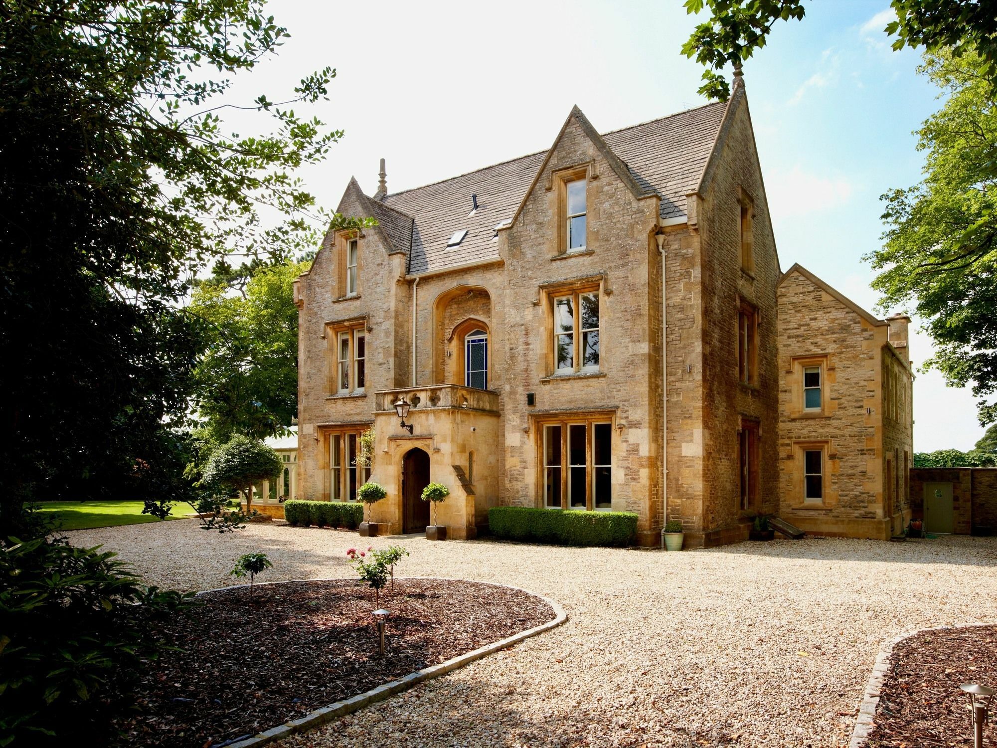 ホテル Crestow House エクステリア 写真
